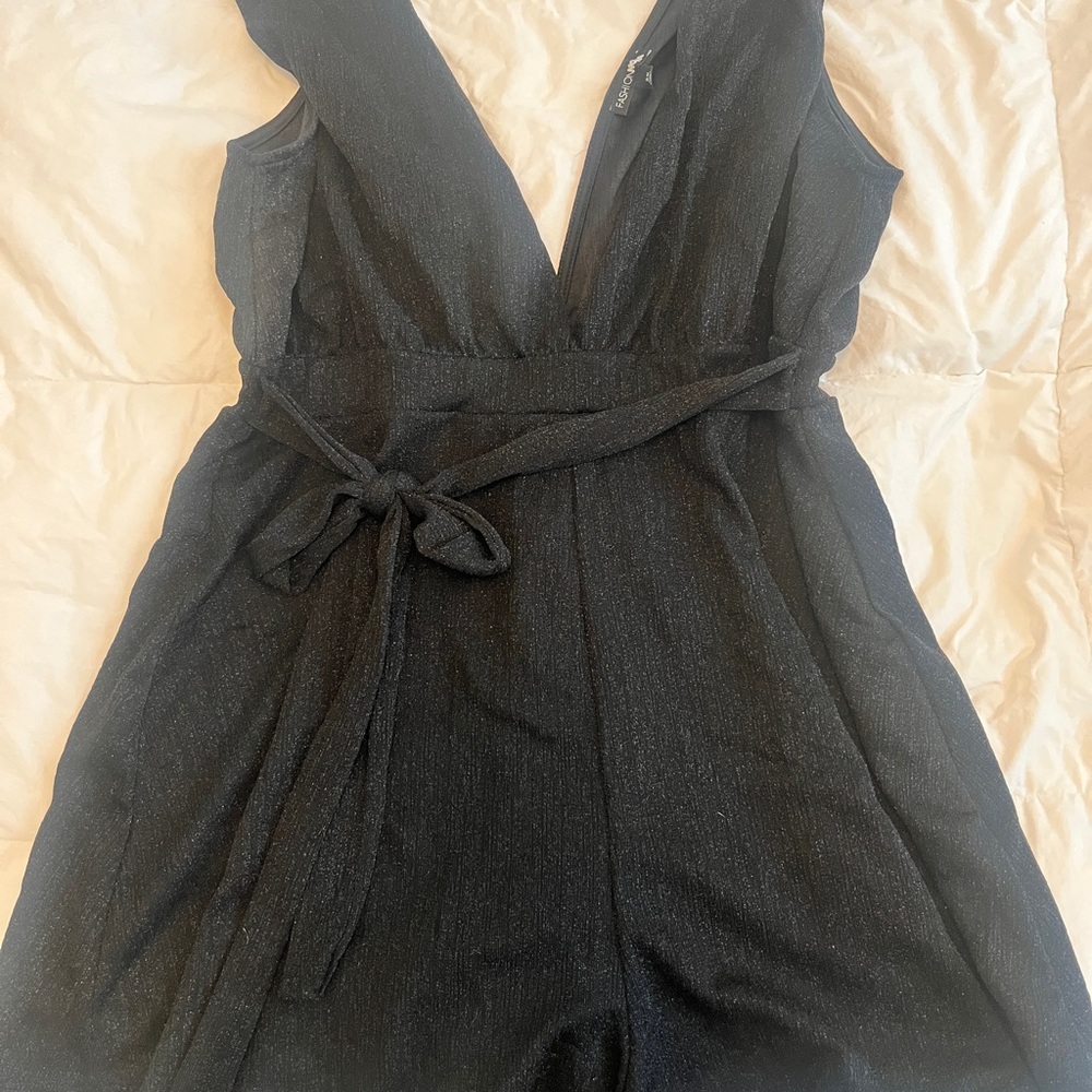 Fashion nova Black shimmer One Piece Romper